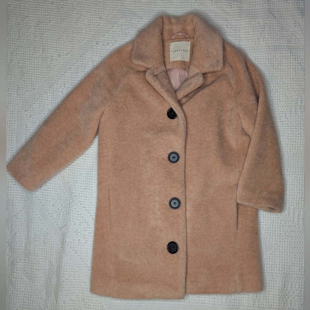 Copper Key║Peach Fuzzy Peacoat║Size 4/5
